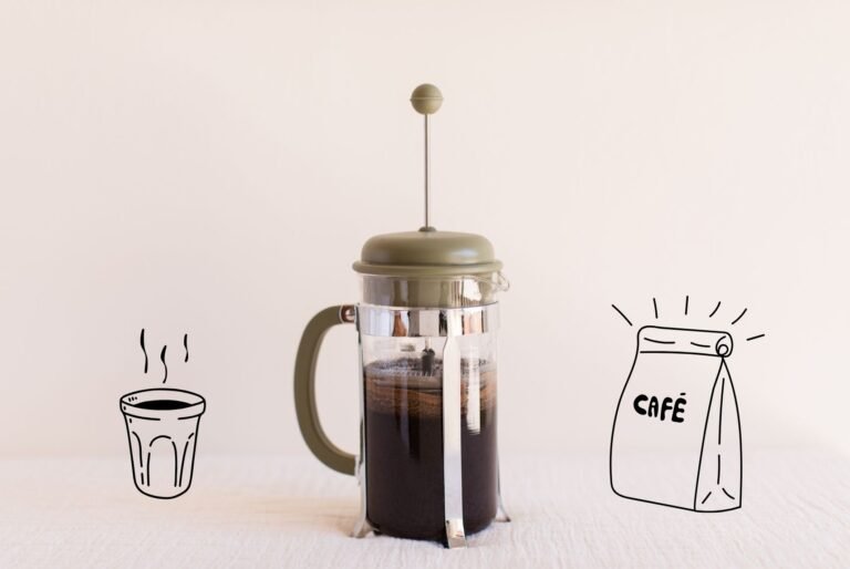 Como fazer café na Prensa Francesa: moagem ideal e passo a passo